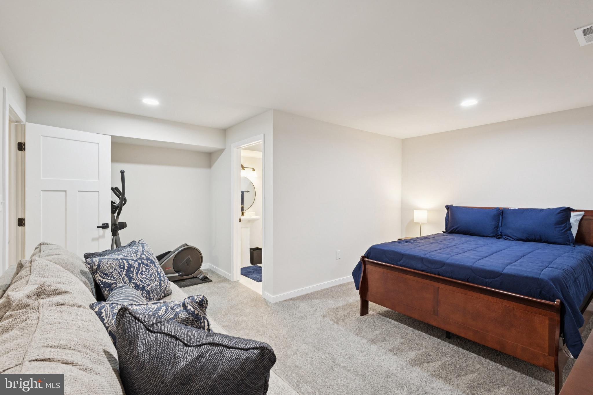 FAWN LAKE - Residential