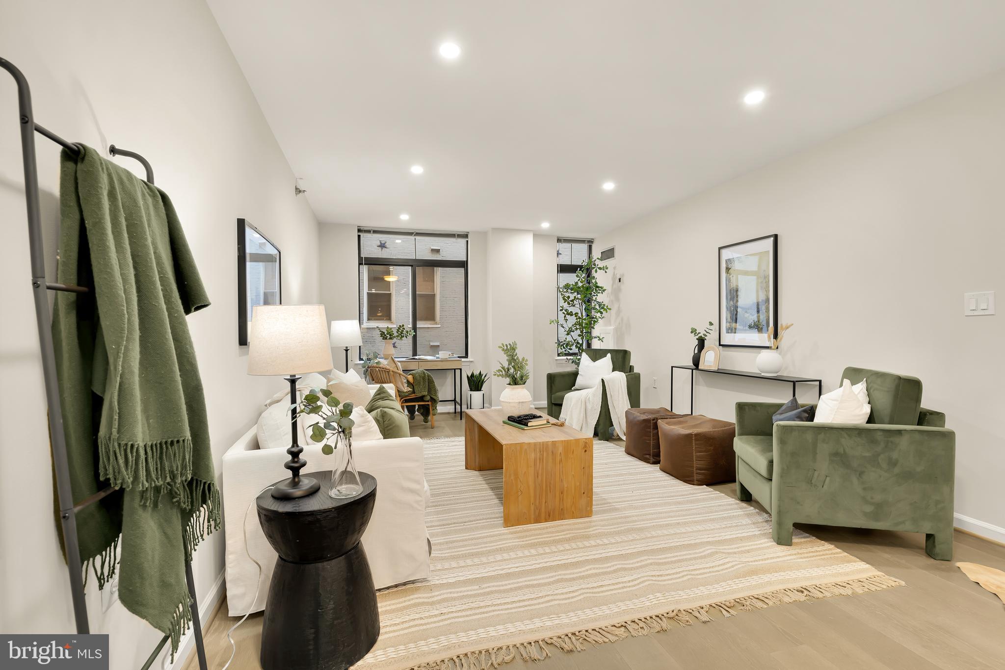 1312 MASSACHUSETTS AVENUE NW 305