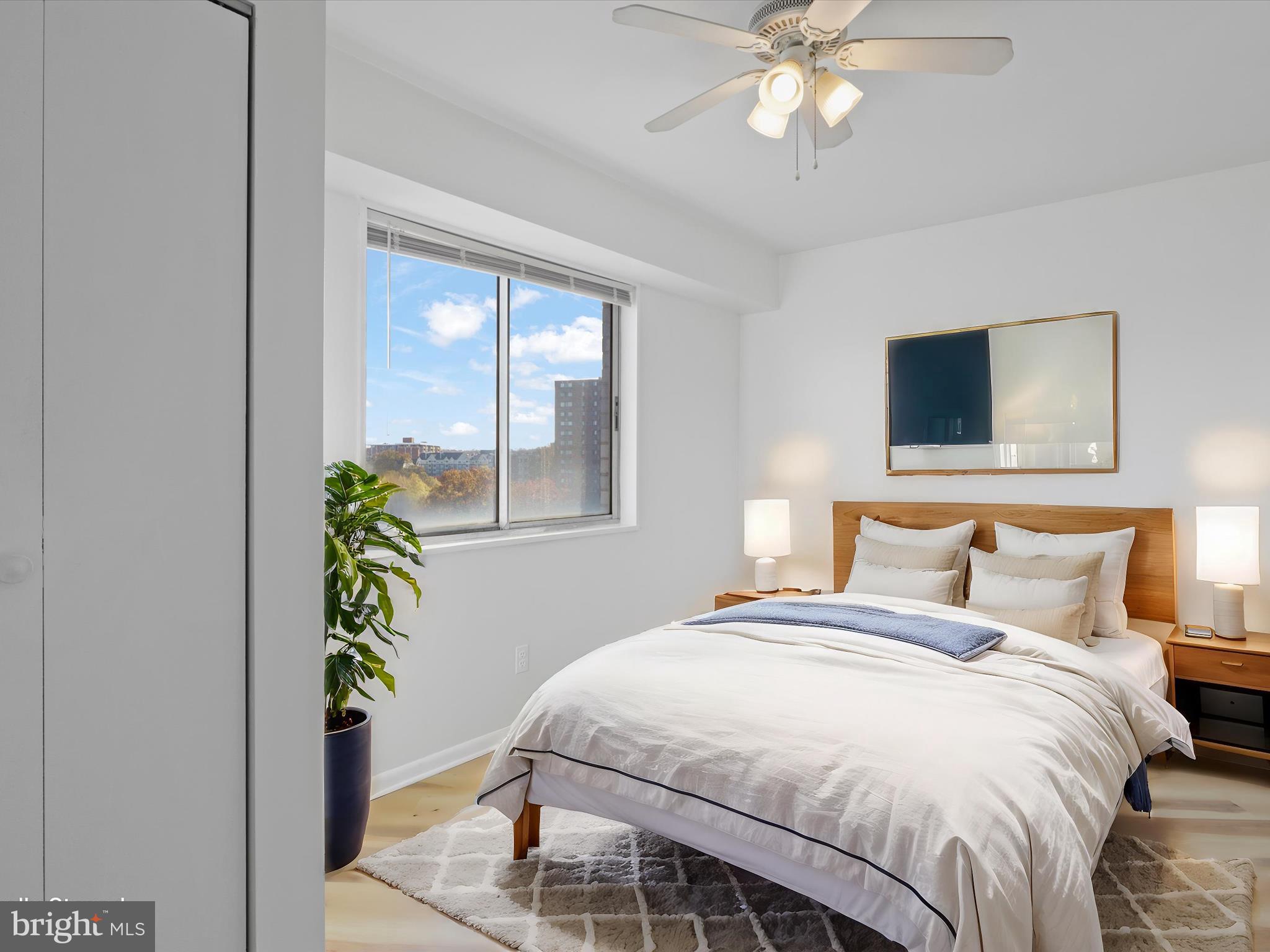 PAVILION ON THE PARK - Residential