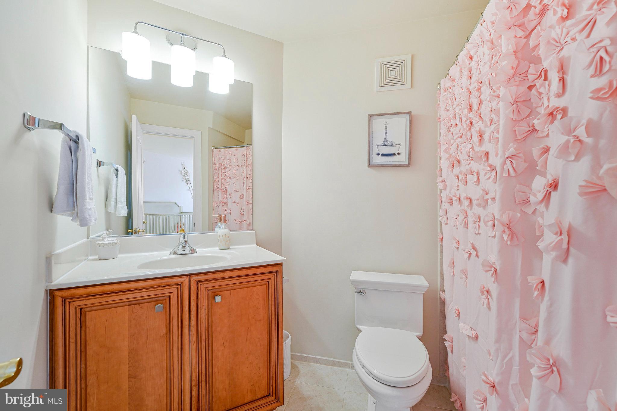 MCLEAN PLACE TOWNHOME - Residential Lease