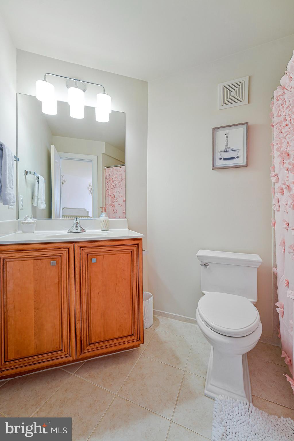 MCLEAN PLACE TOWNHOME - Residential Lease