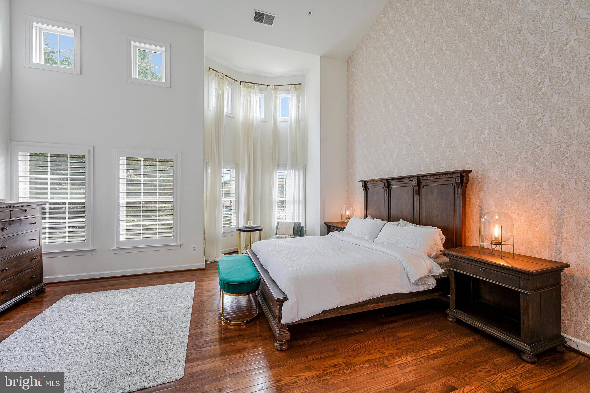 MCLEAN PLACE TOWNHOME - Residential Lease