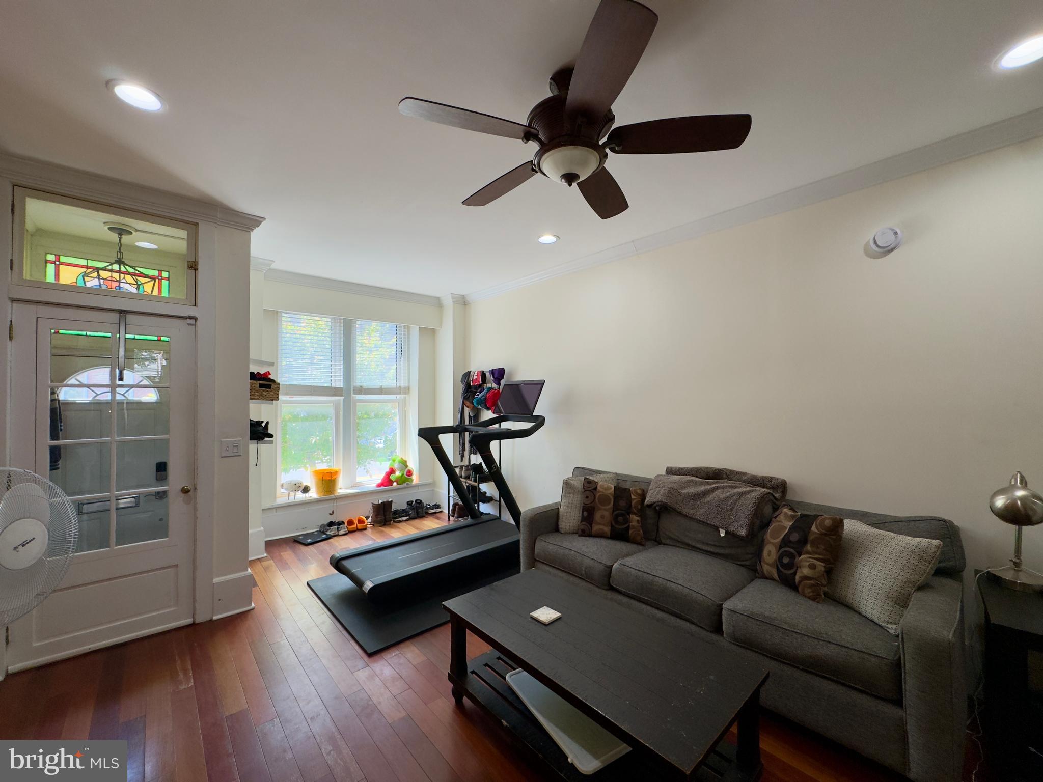 SHARP LEADENHALL - Residential Lease