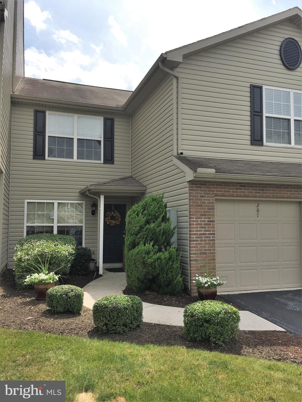 PINNACLE AT HERSHEY MEADOWS - Residential