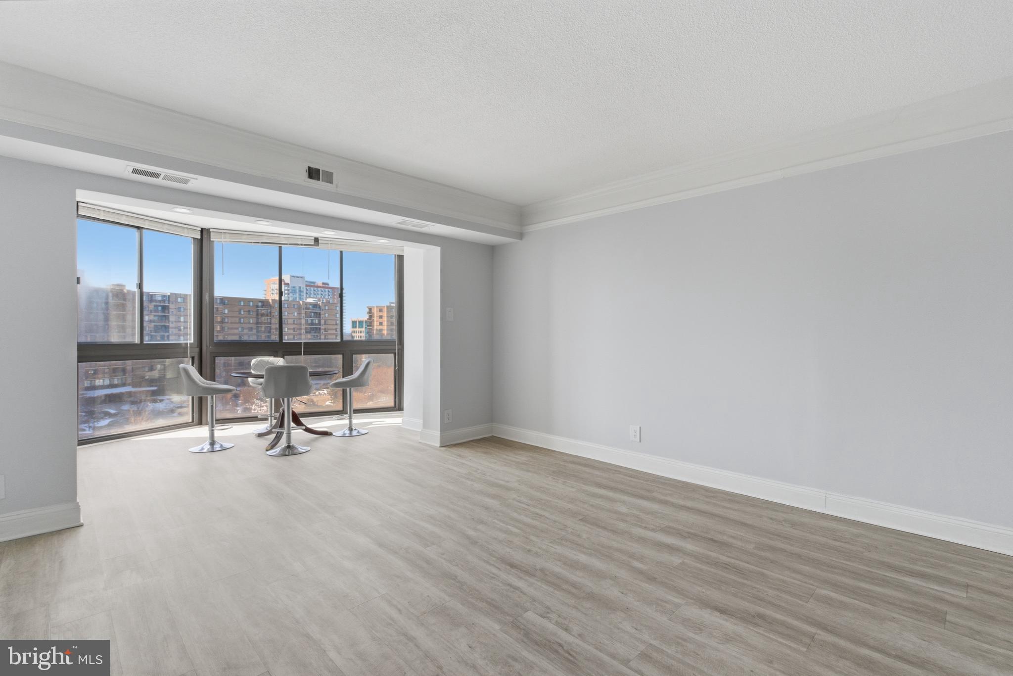 ROTONDA - Residential