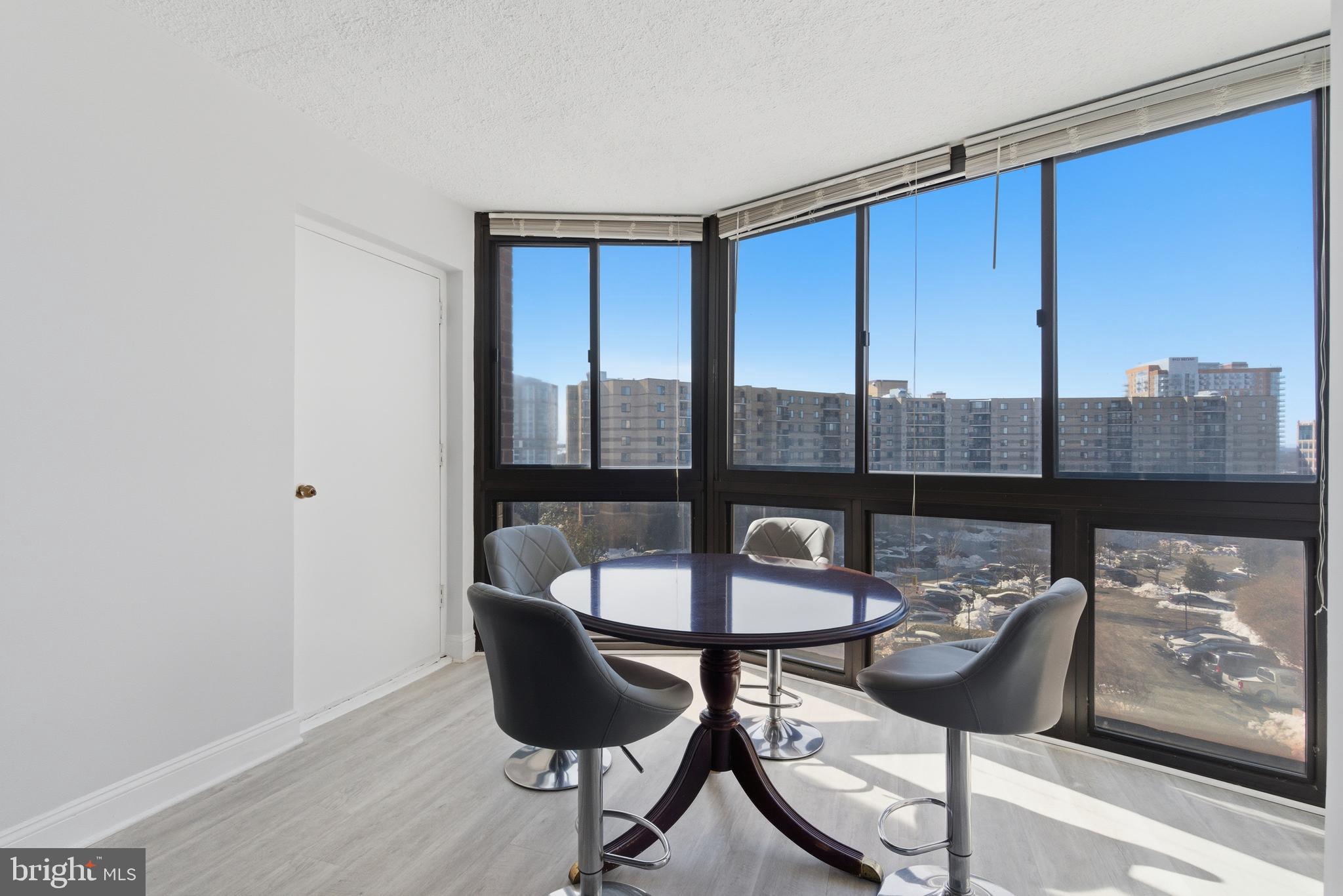 ROTONDA - Residential