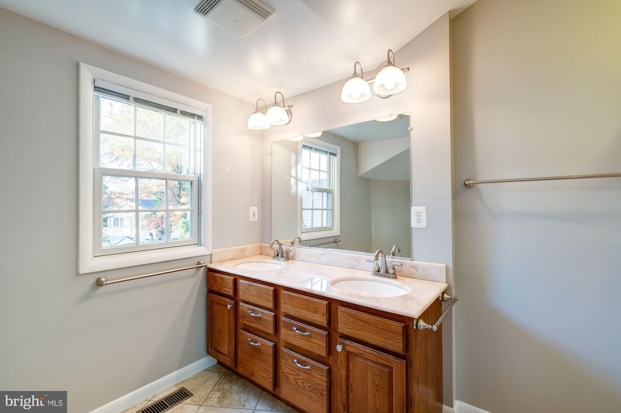 OLD CREEK ESTATES - Residential