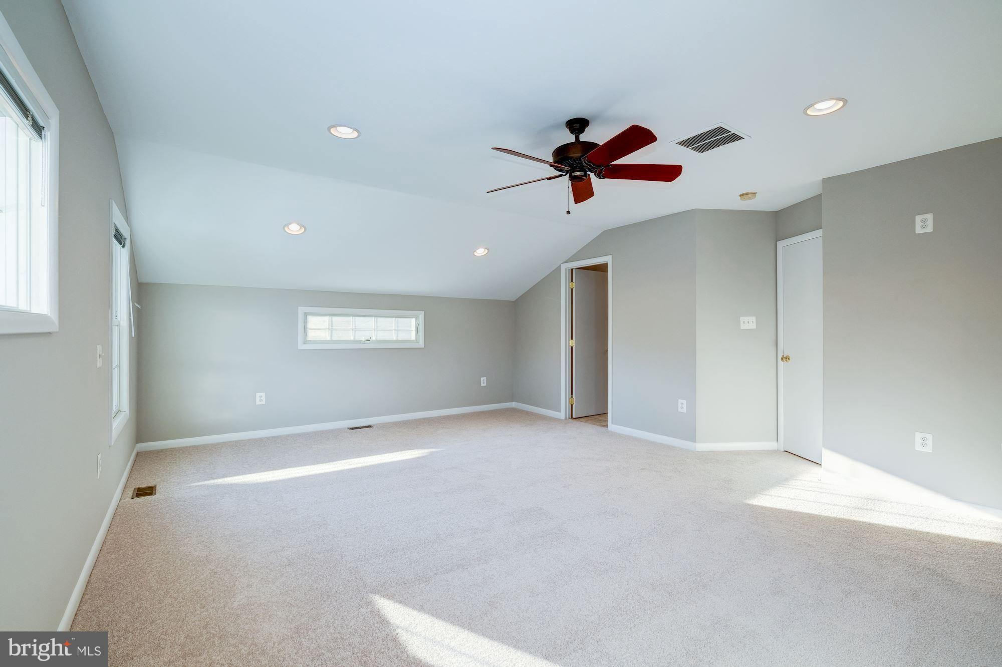 OLD CREEK ESTATES - Residential