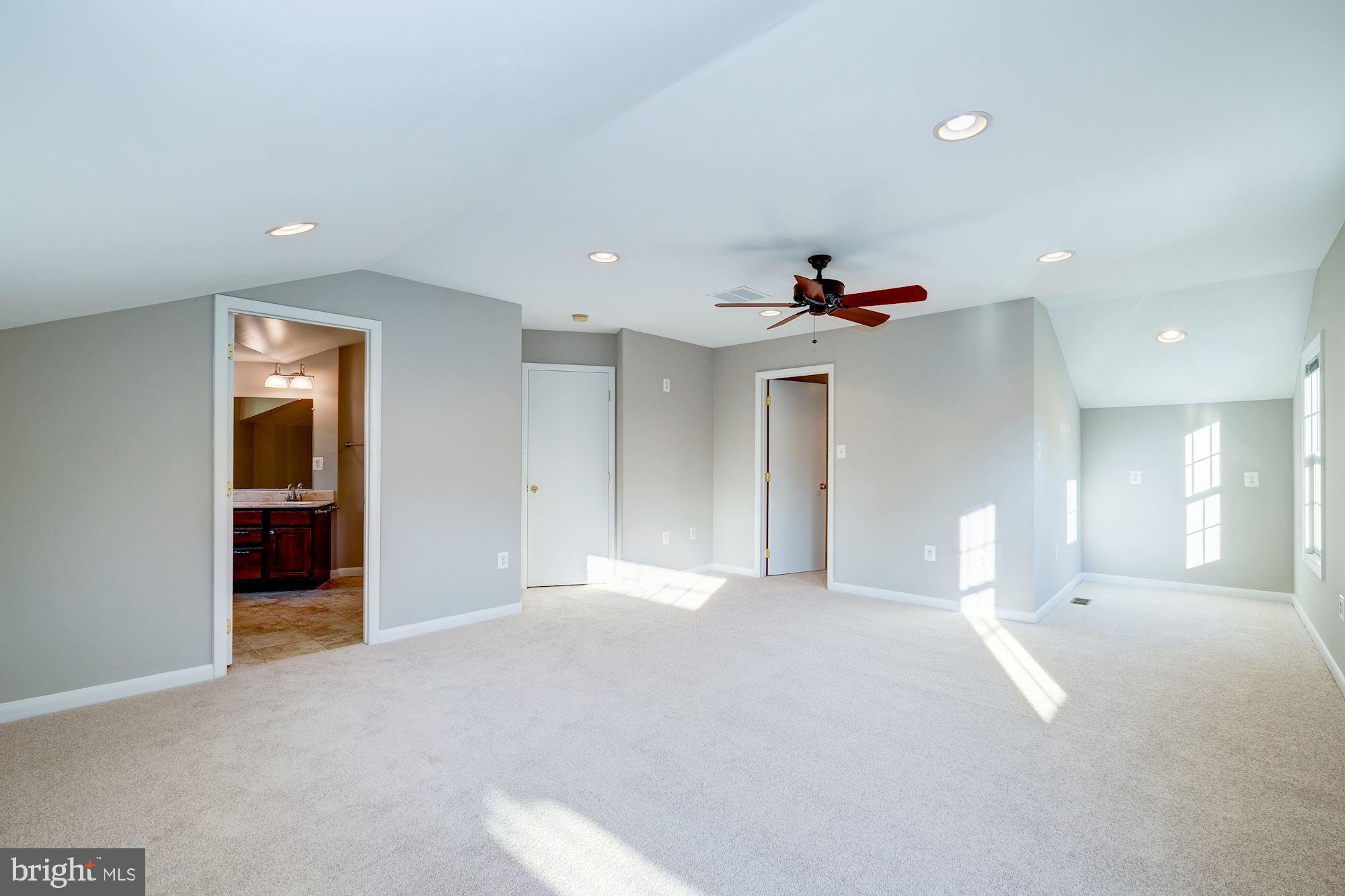 OLD CREEK ESTATES - Residential