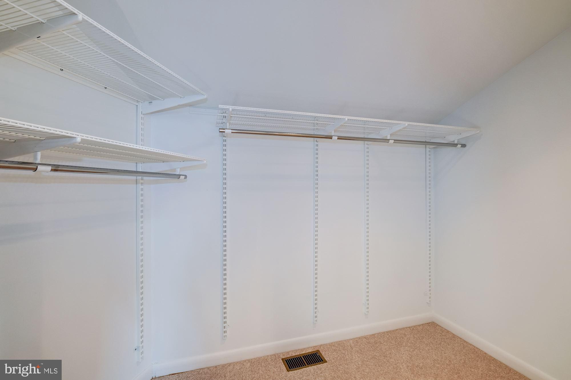 OLD CREEK ESTATES - Residential