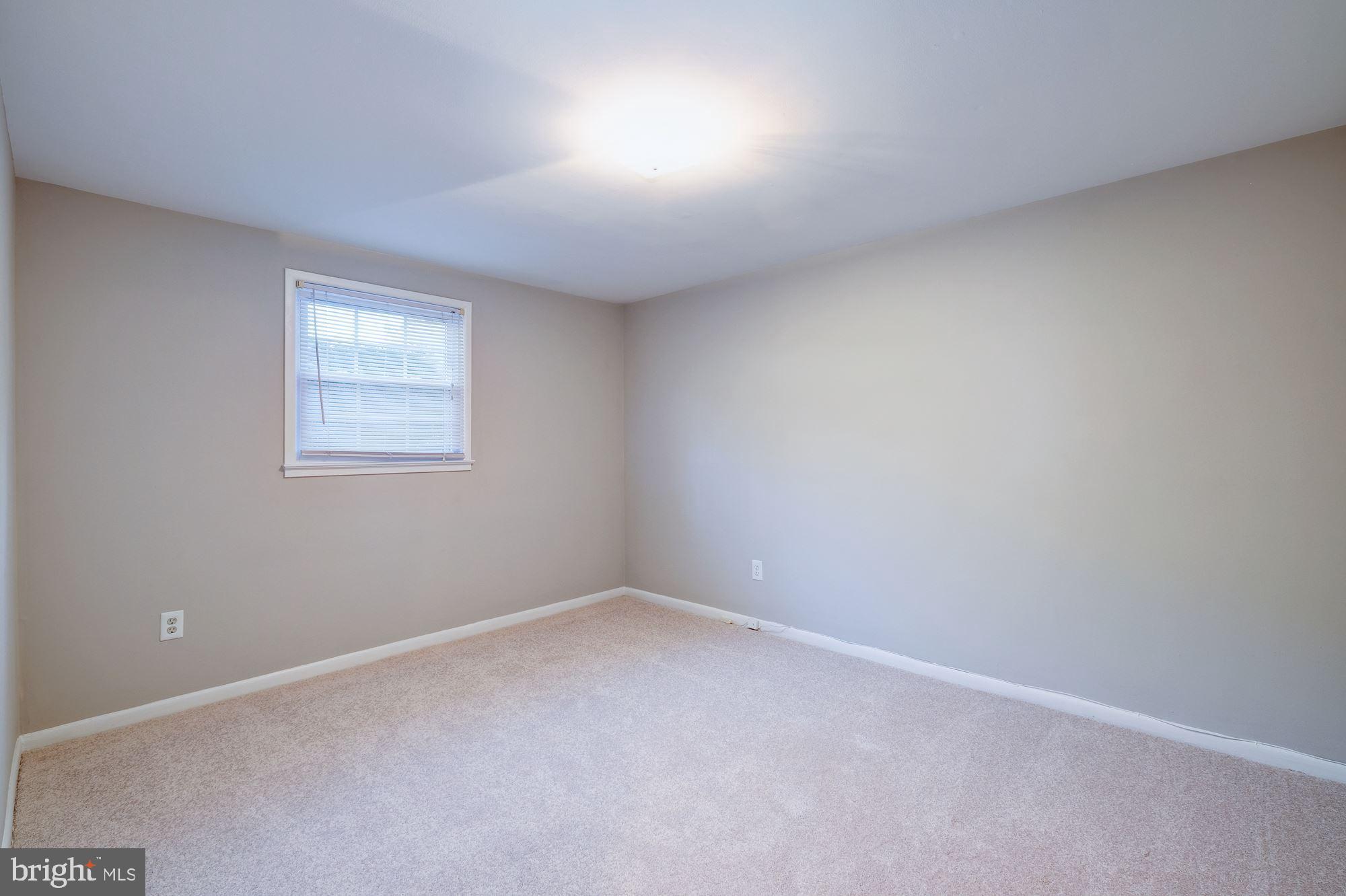 OLD CREEK ESTATES - Residential