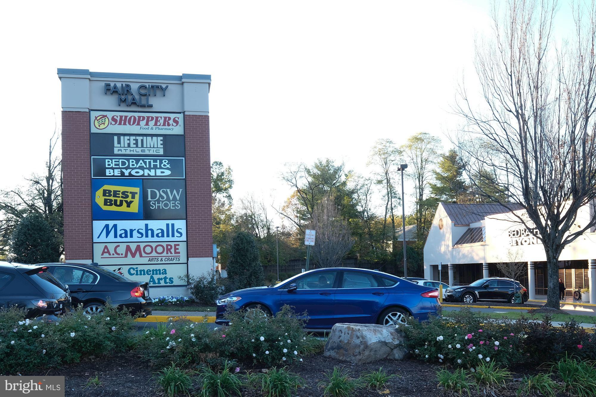 OLD CREEK ESTATES - Residential