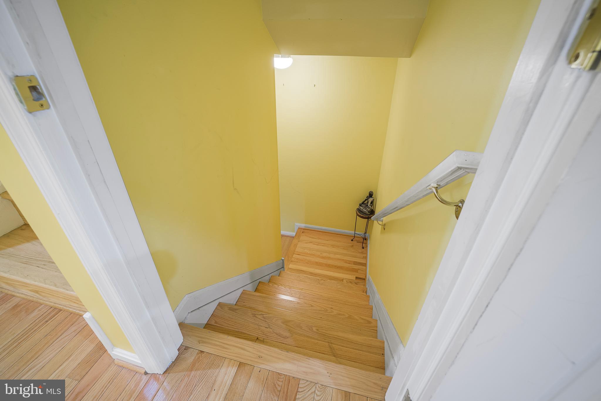 VILLAGE OF FOX MEADOW - Residential