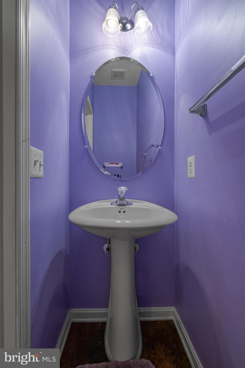 VILLAGE OF FOX MEADOW - Residential