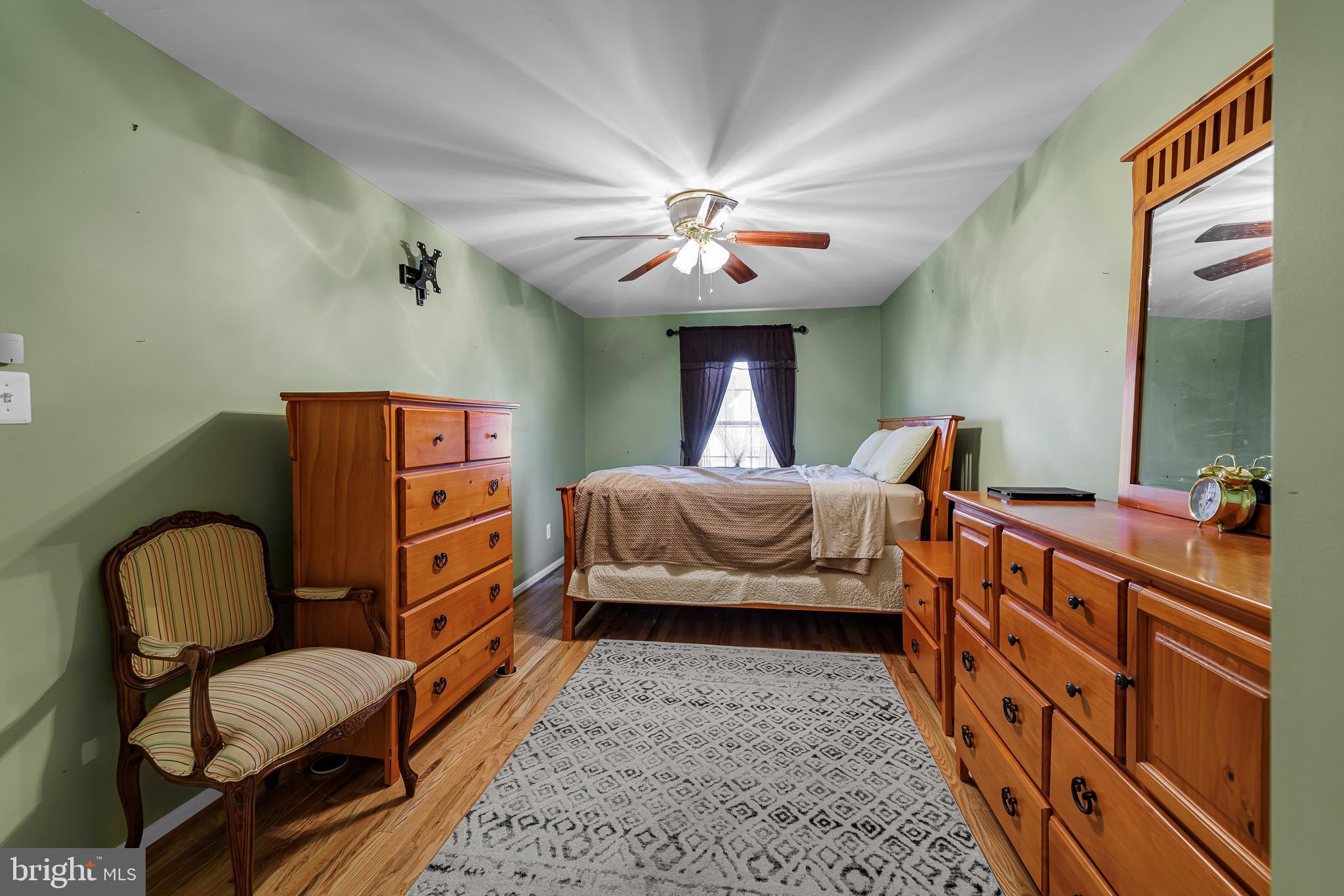 VILLAGE OF FOX MEADOW - Residential