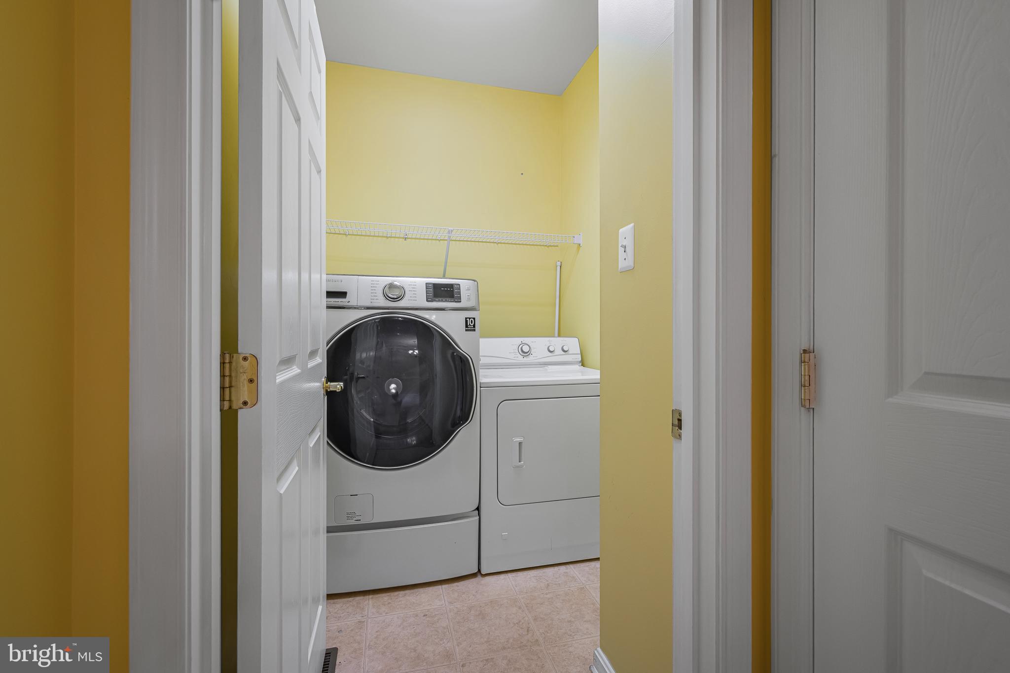 VILLAGE OF FOX MEADOW - Residential