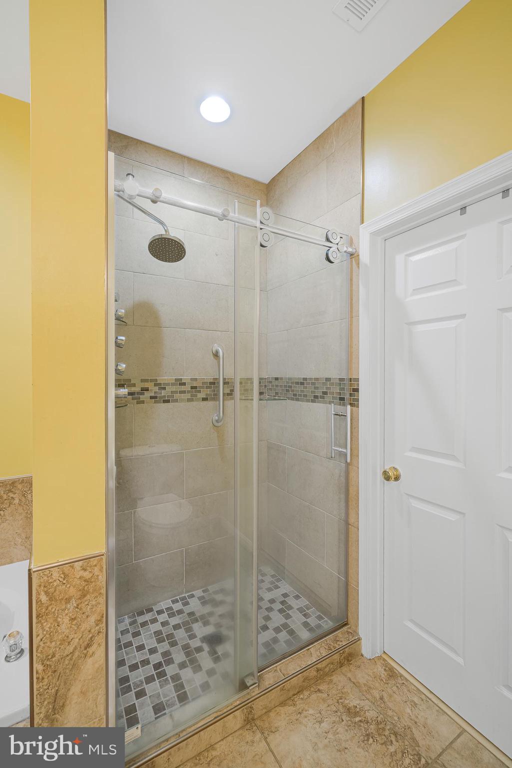 VILLAGE OF FOX MEADOW - Residential