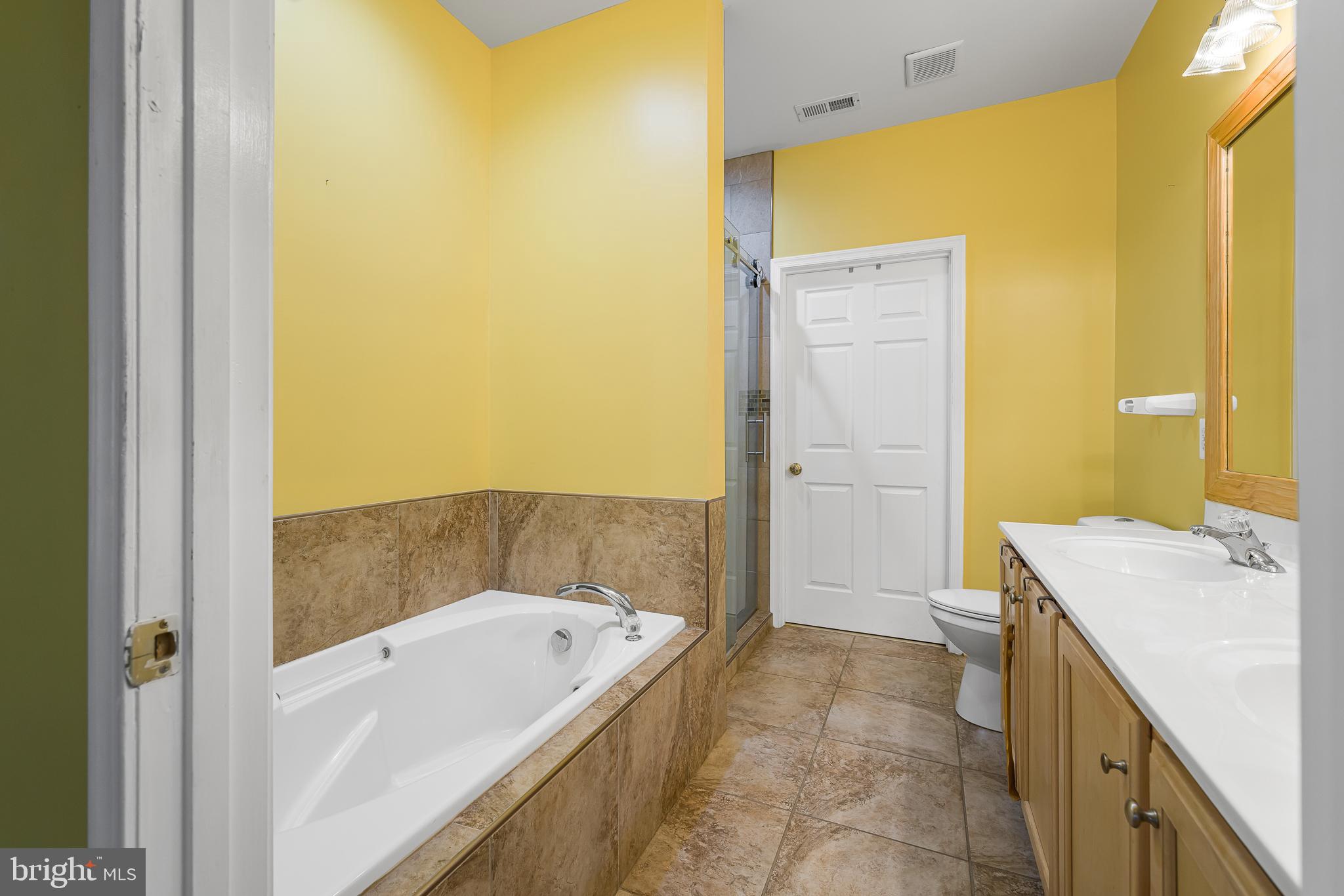 VILLAGE OF FOX MEADOW - Residential