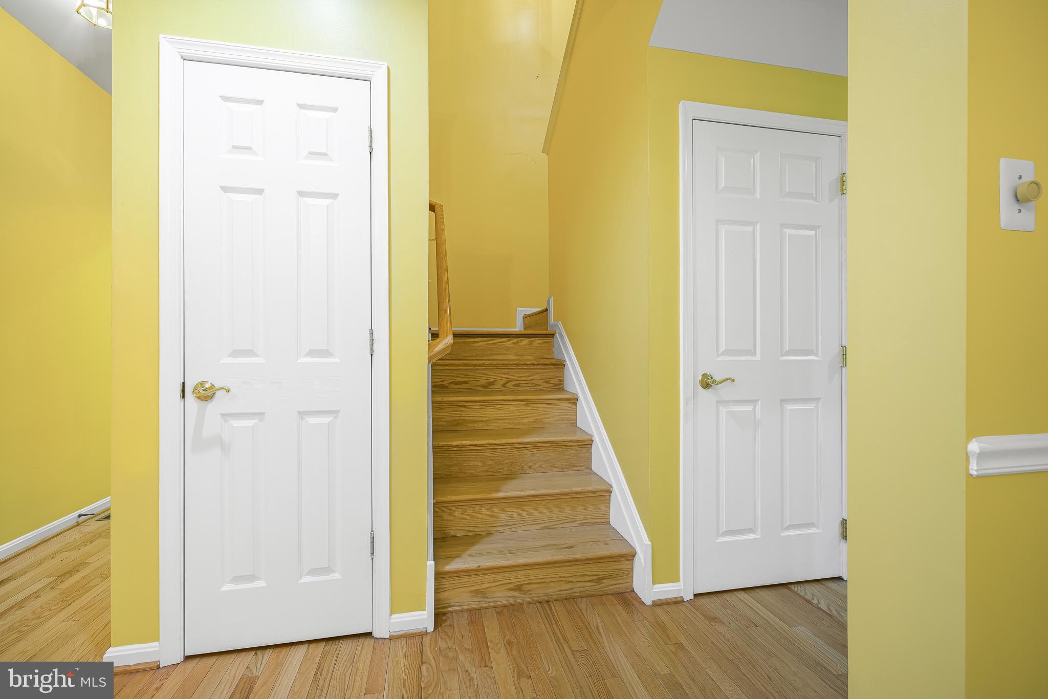 VILLAGE OF FOX MEADOW - Residential