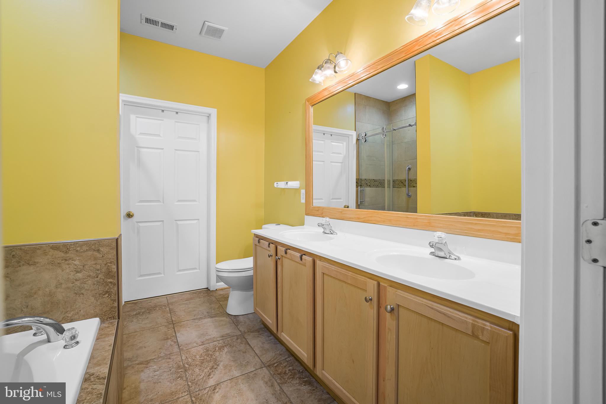 VILLAGE OF FOX MEADOW - Residential