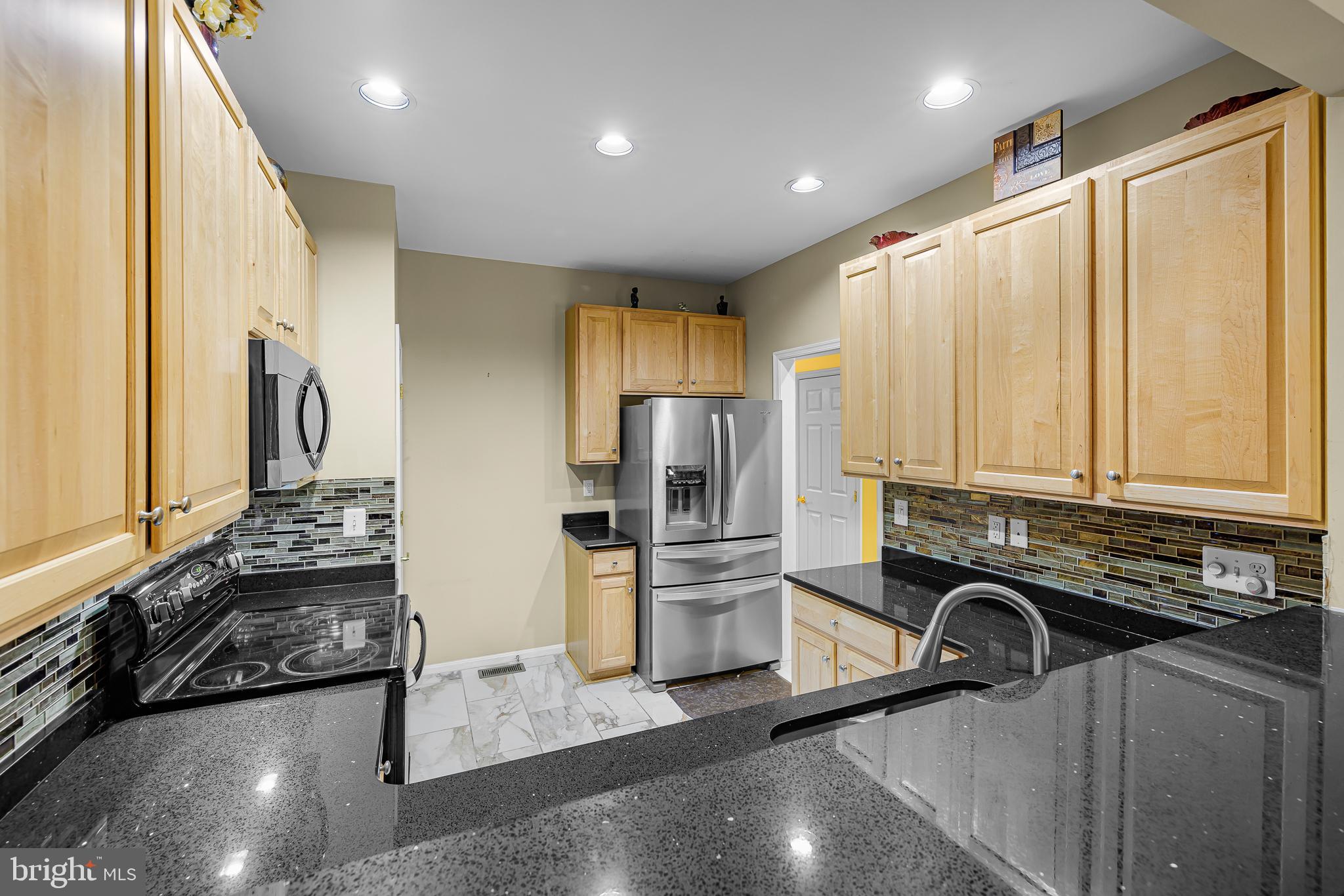 VILLAGE OF FOX MEADOW - Residential