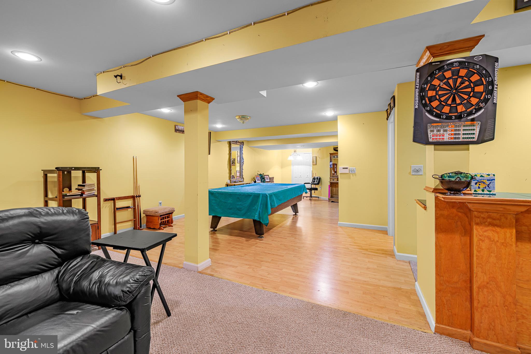 VILLAGE OF FOX MEADOW - Residential