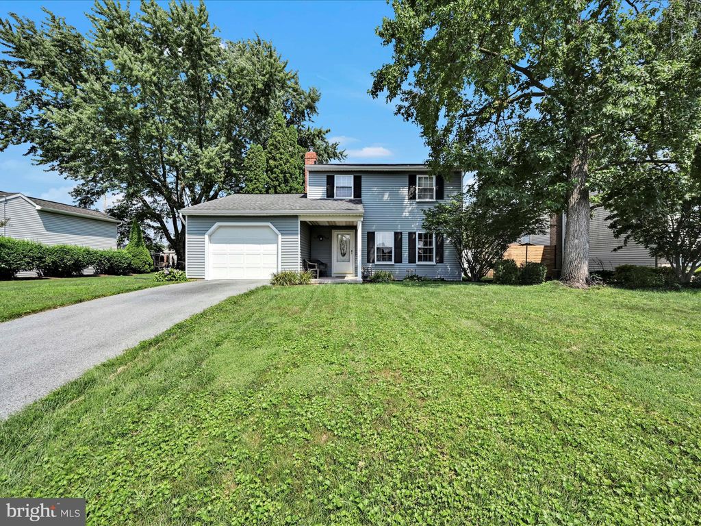 Photo of 6075 Geneva Drive, EAST PETERSBURG, PA 17520 (MLS # PALA2073770)