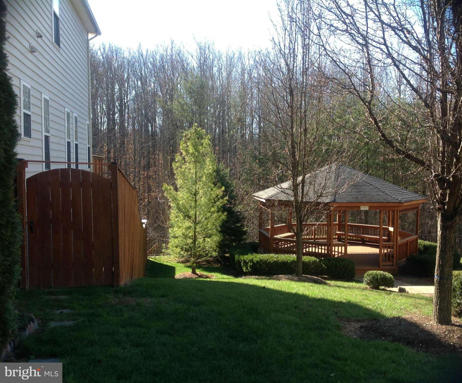 HAWTHORNE - Residential