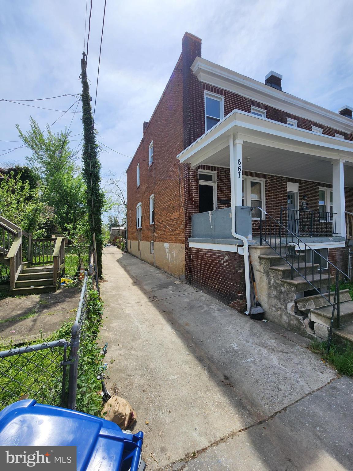 PEN LUCY - Residential