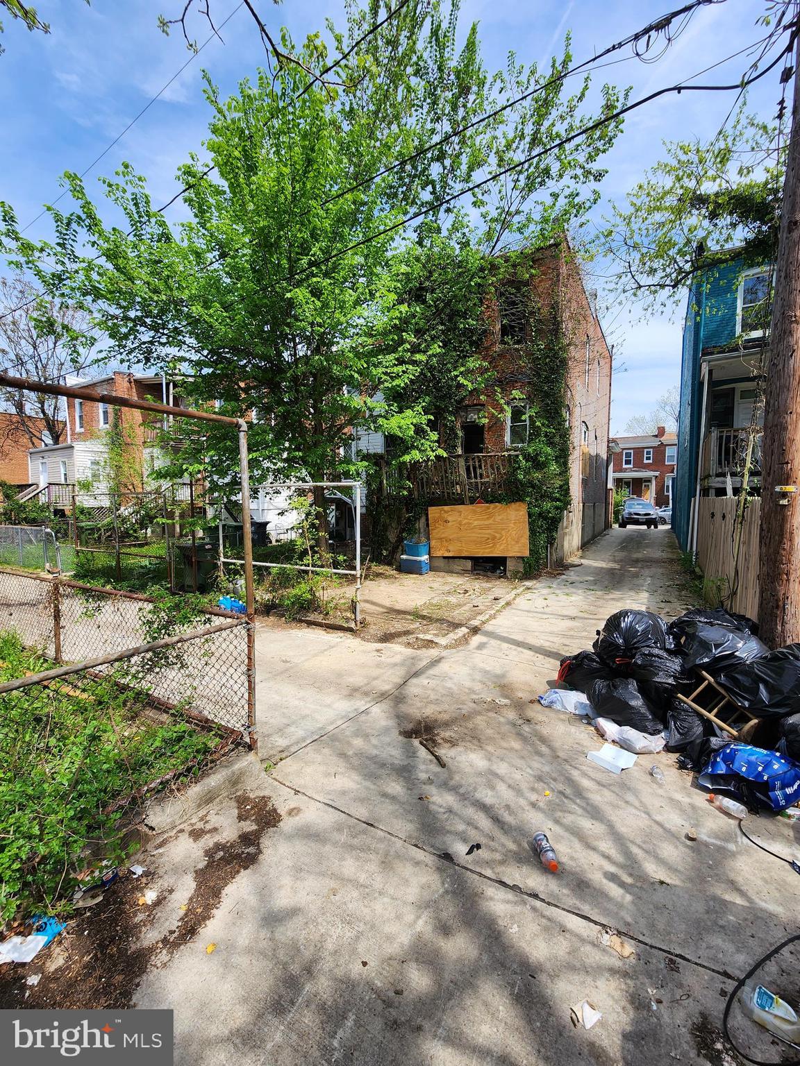 PEN LUCY - Residential