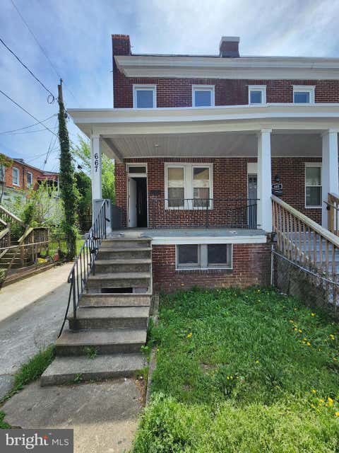 Townhouse For Sale - 667 Dumbarton Avenue<br/> BALTIMORE, MD 21218