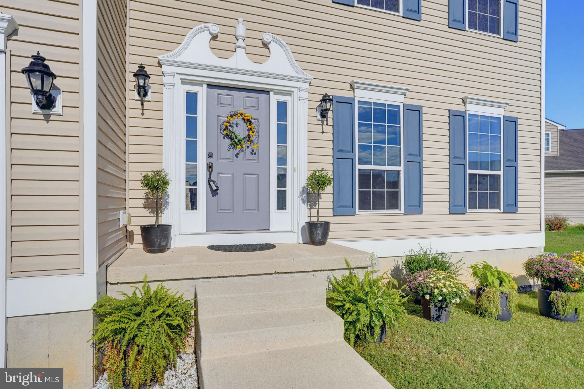 18 STONEBRIDGE DRIVE