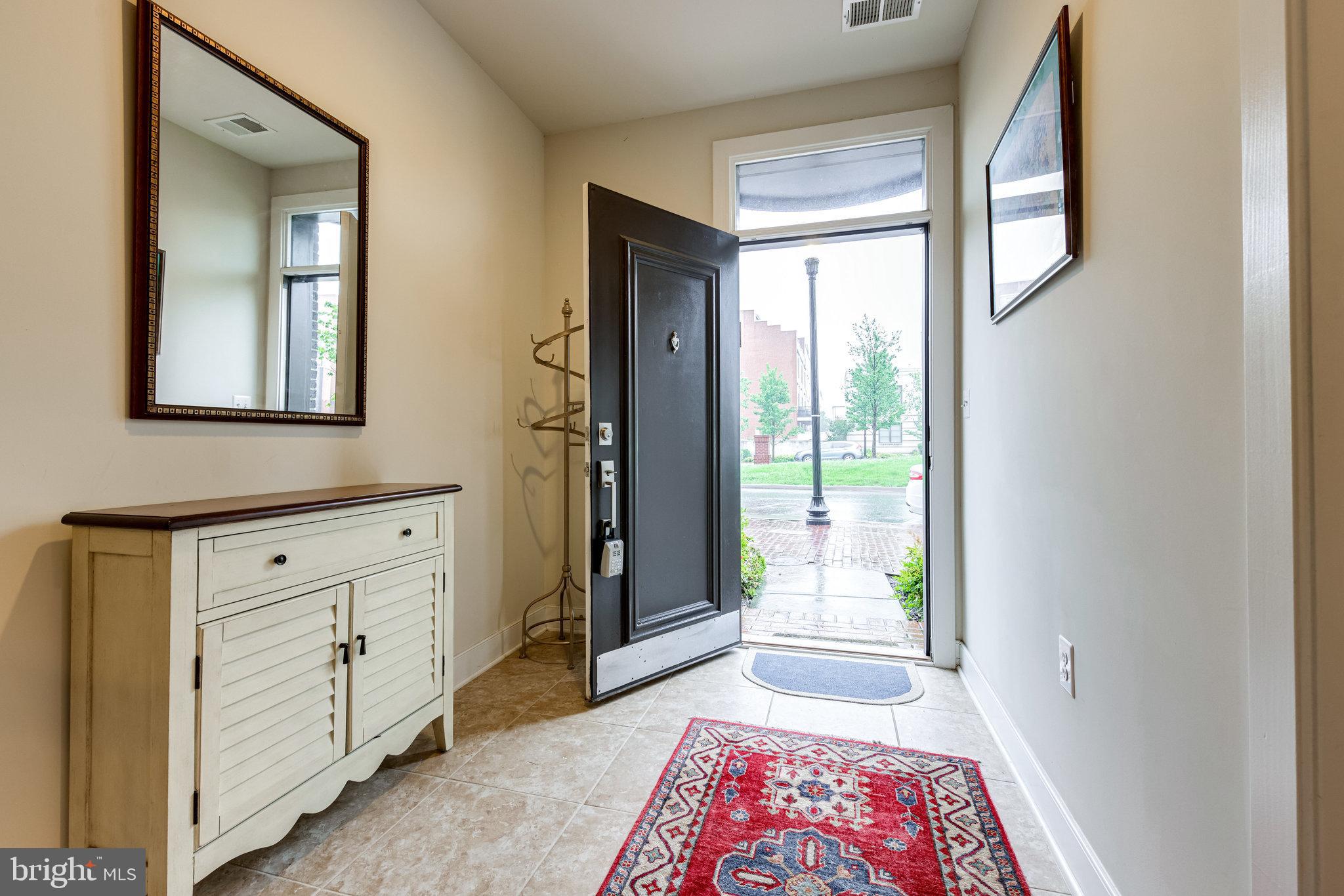 POTOMAC  YARDS - Residential