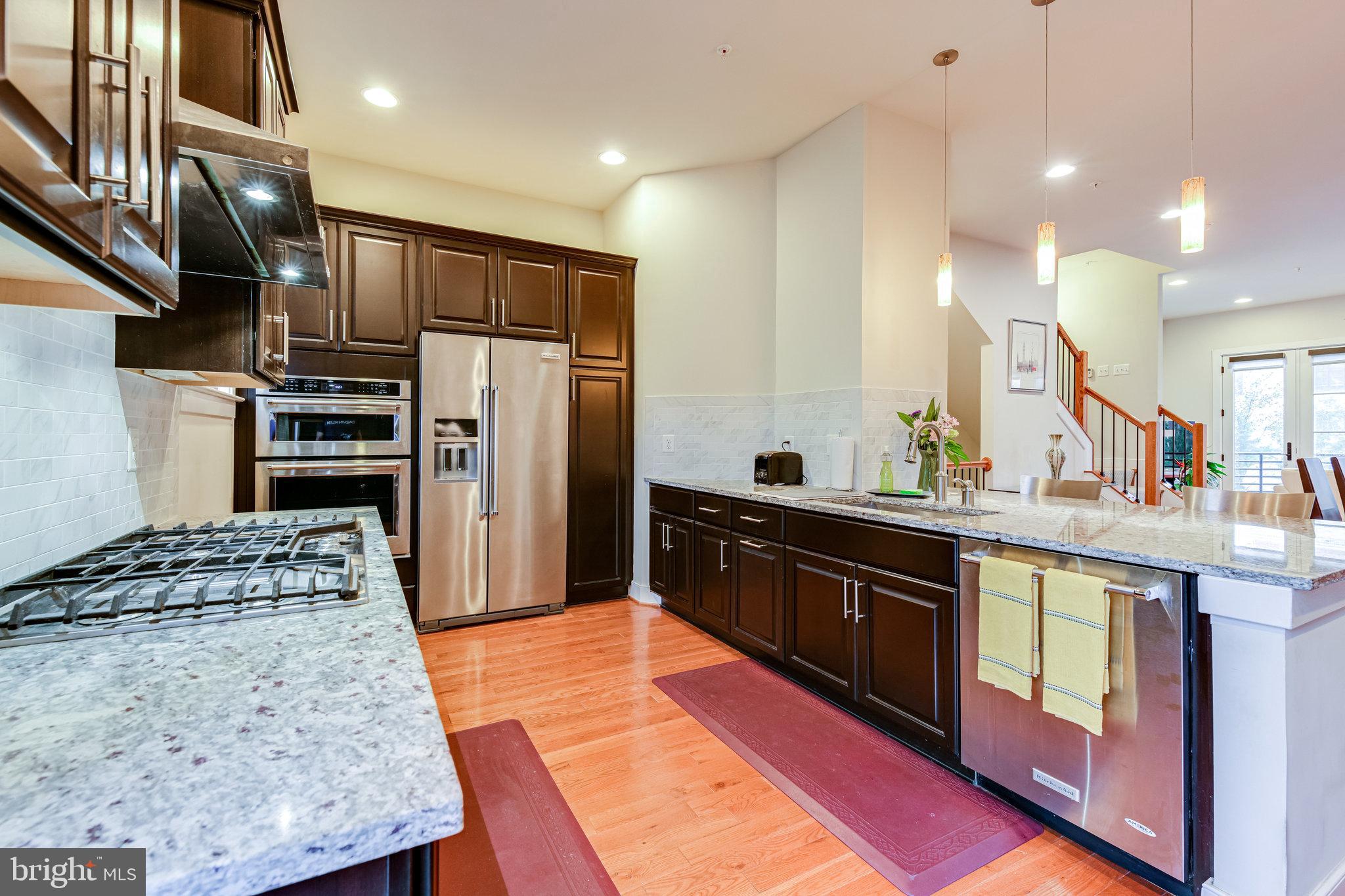 POTOMAC  YARDS - Residential