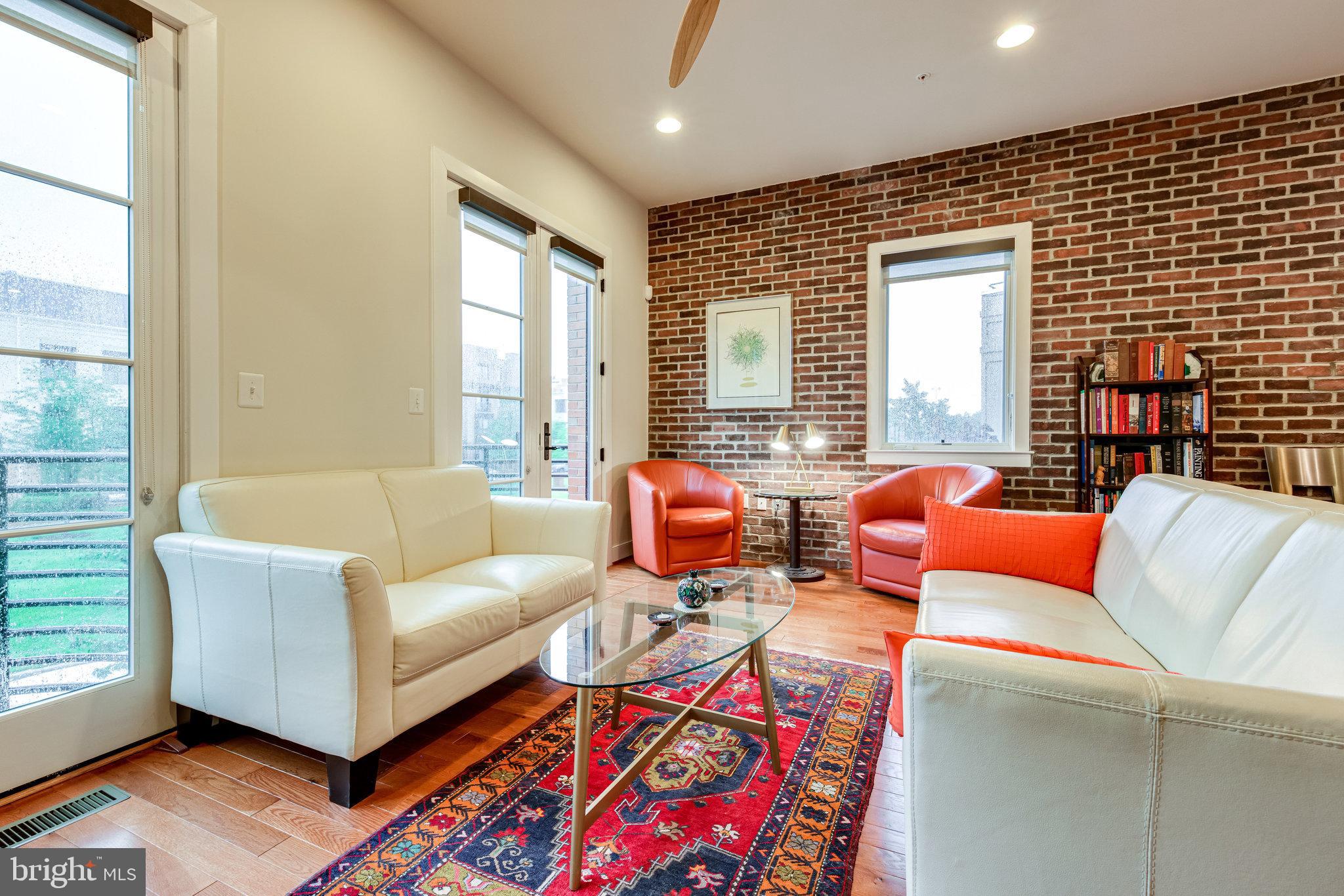 POTOMAC  YARDS - Residential