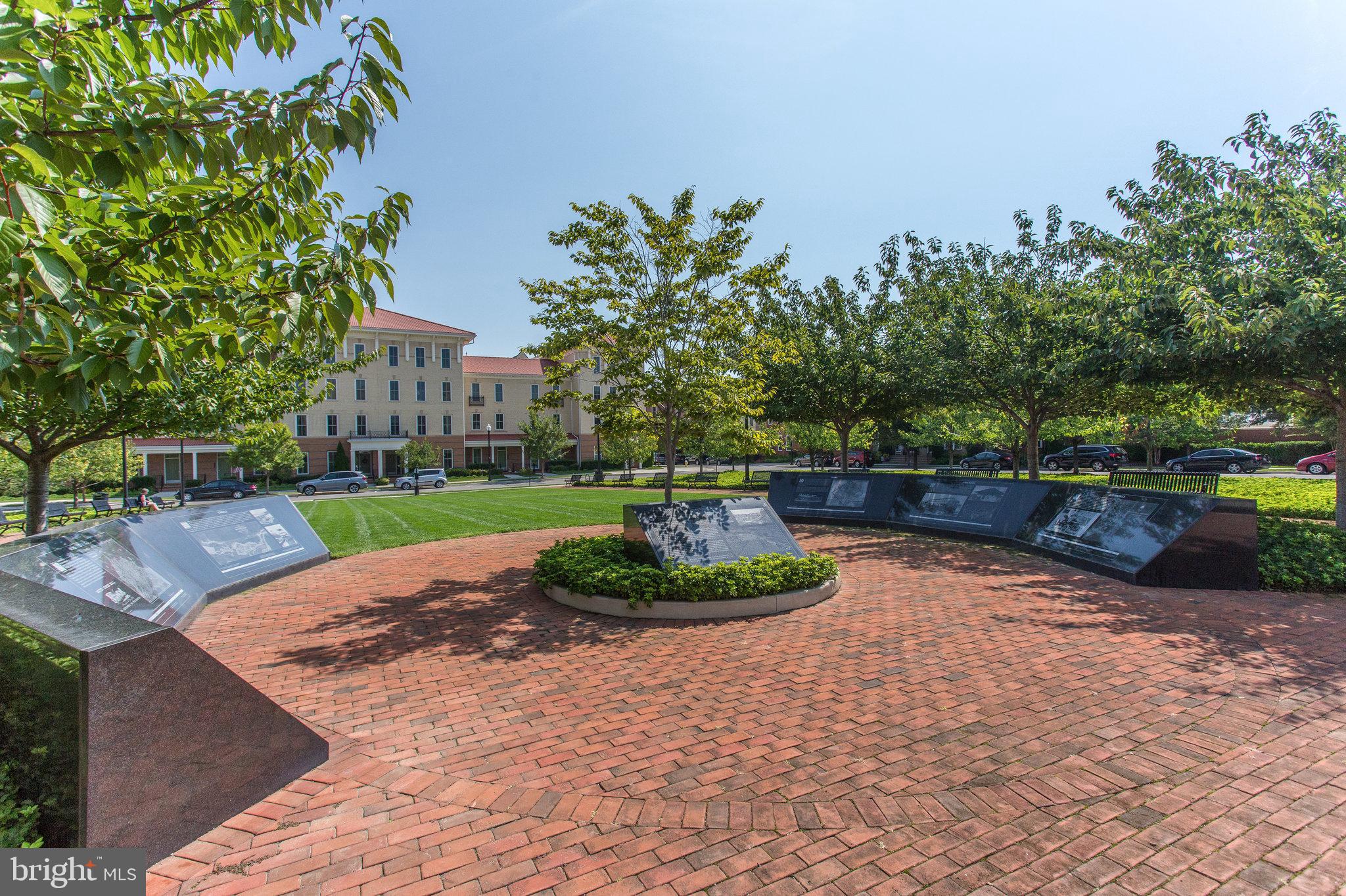 POTOMAC  YARDS - Residential