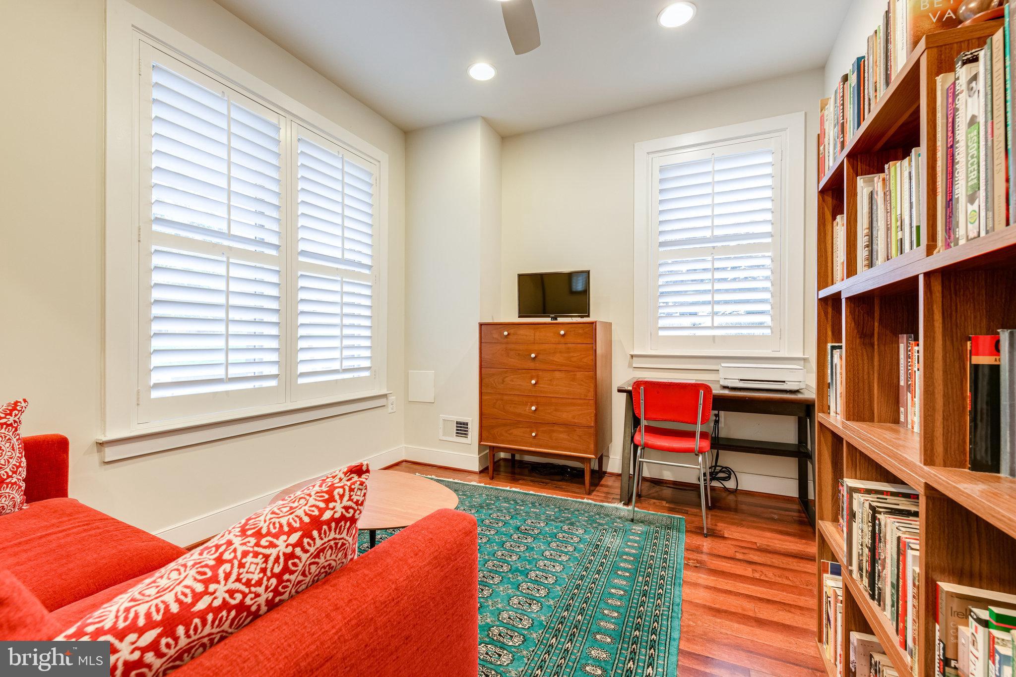 POTOMAC  YARDS - Residential