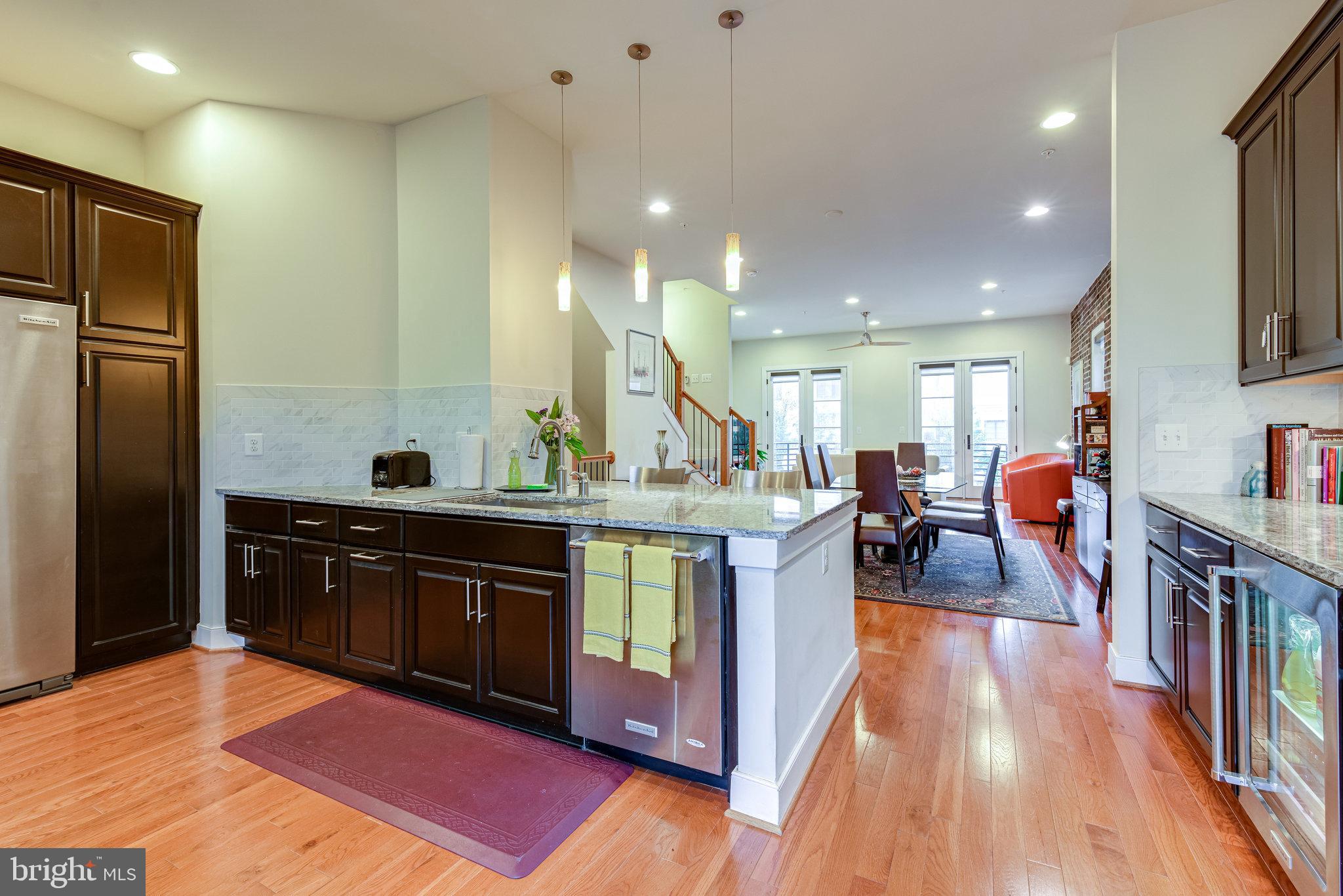 POTOMAC  YARDS - Residential