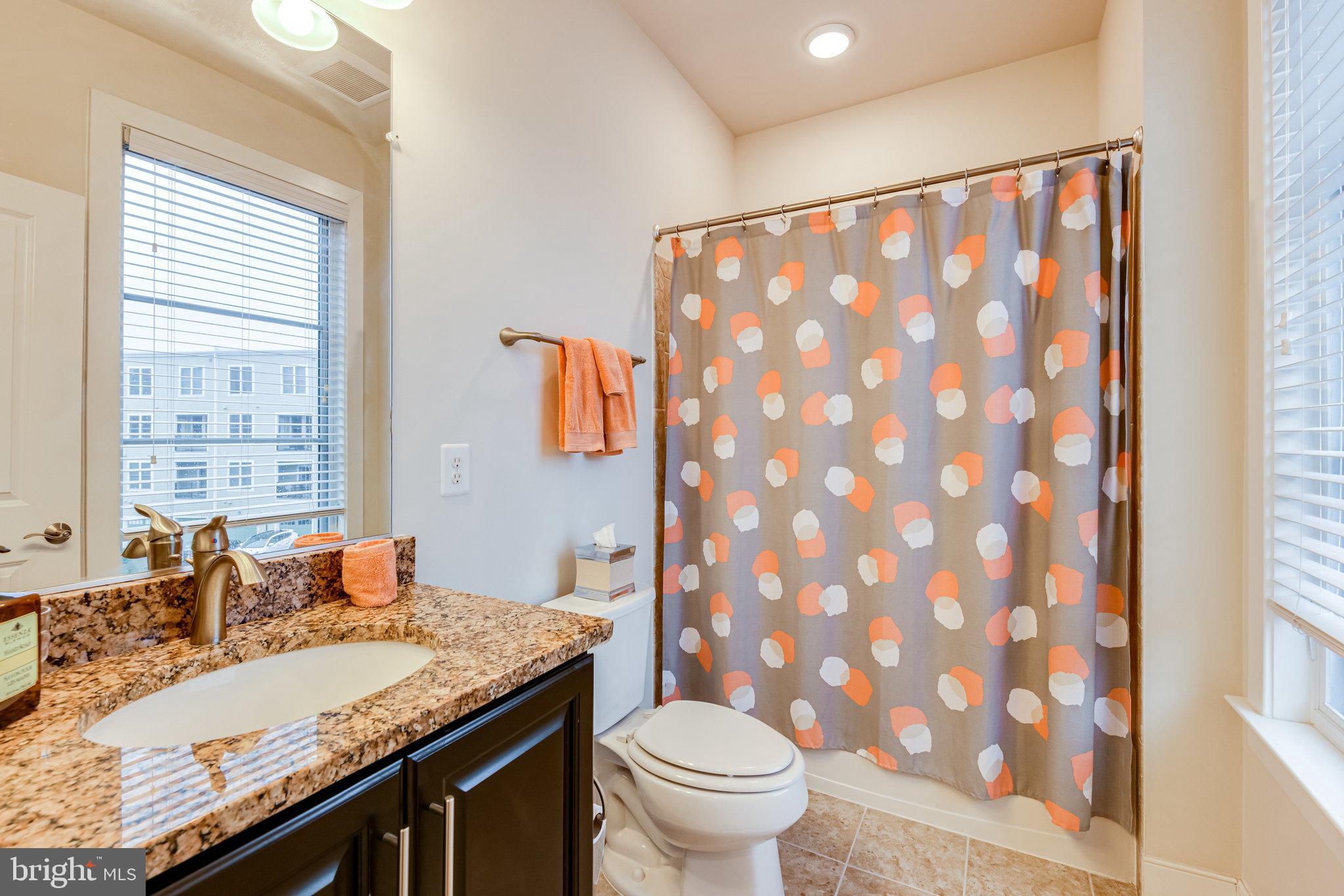 POTOMAC  YARDS - Residential