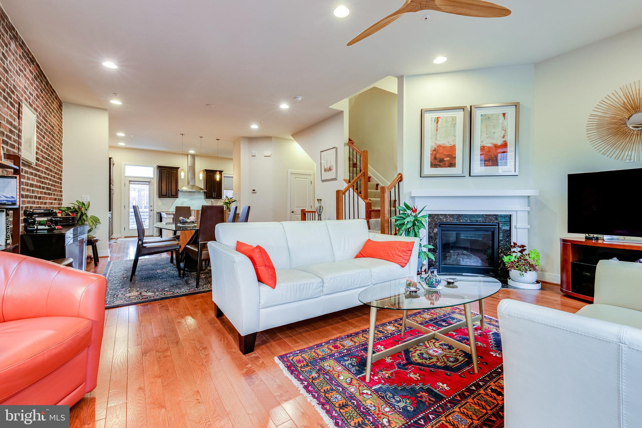 POTOMAC  YARDS - Residential