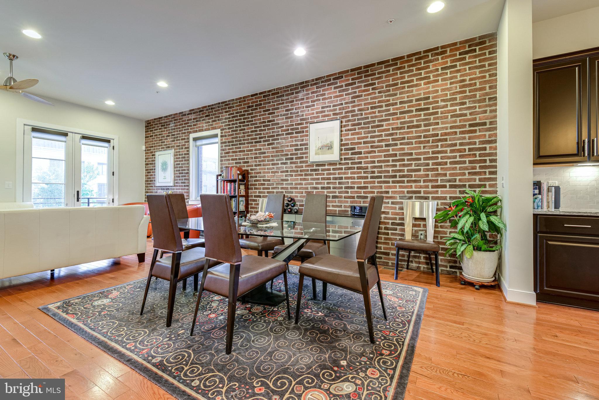 POTOMAC  YARDS - Residential