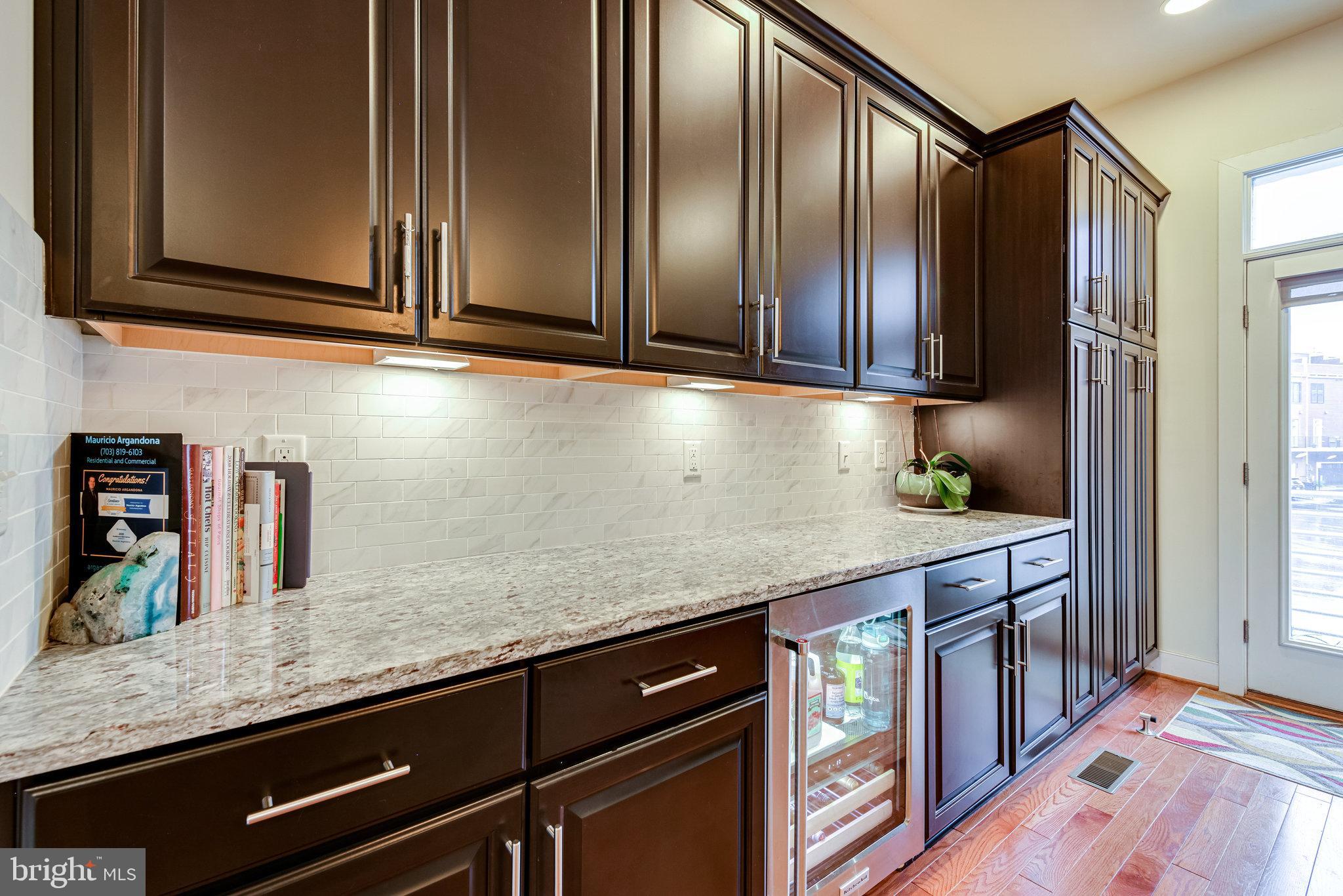 POTOMAC  YARDS - Residential