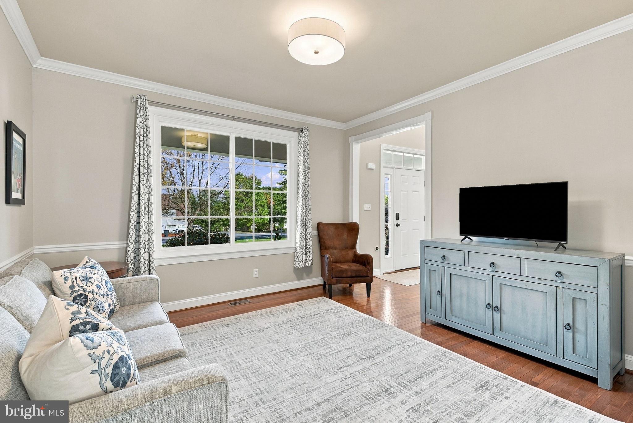 47 VENUTI DRIVE