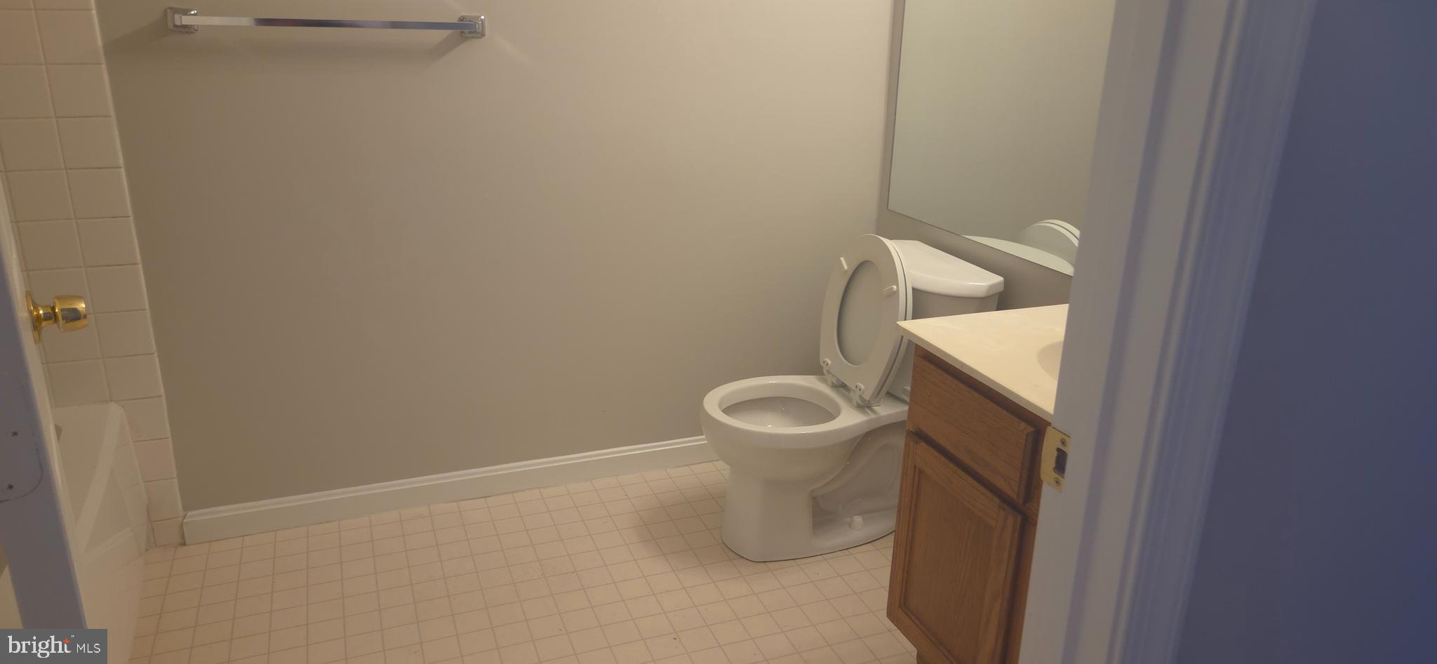 BULL RUN CONDO - Residential