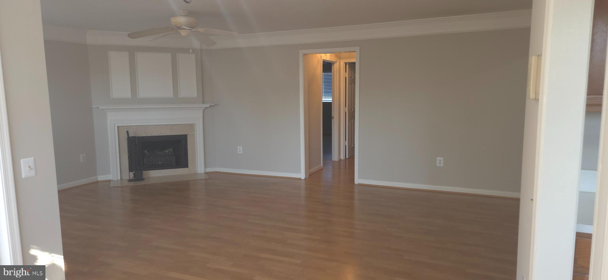 BULL RUN CONDO - Residential