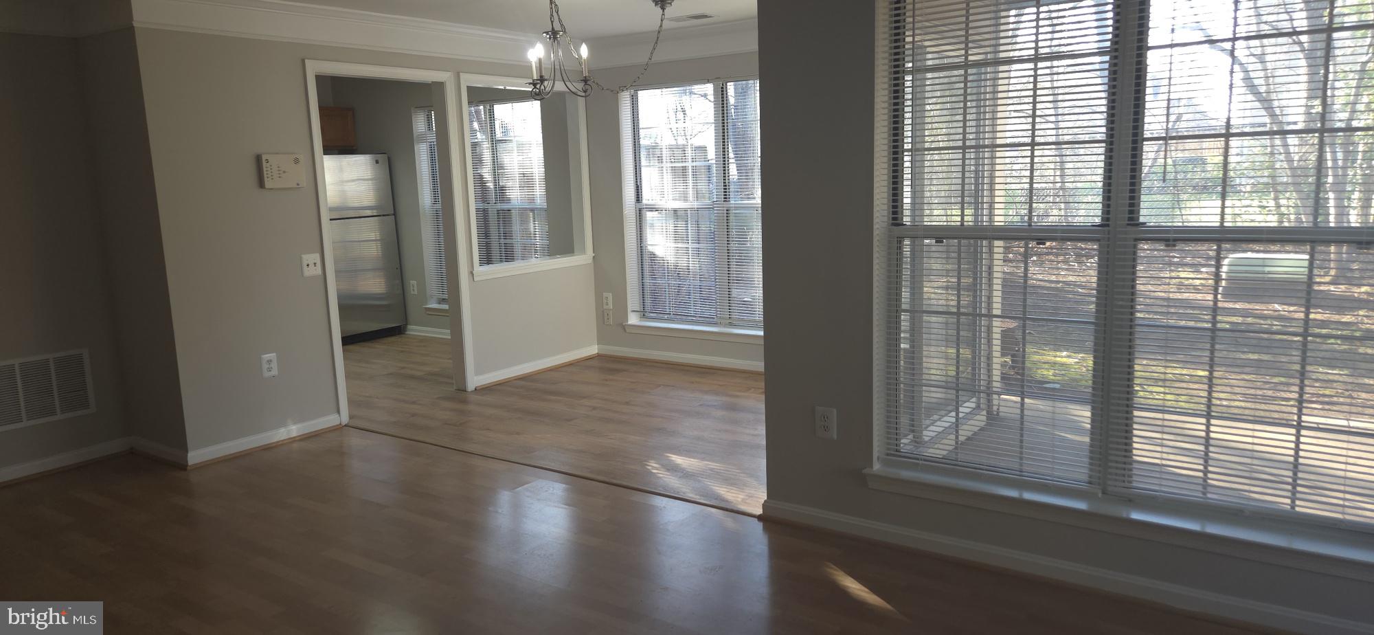 BULL RUN CONDO - Residential