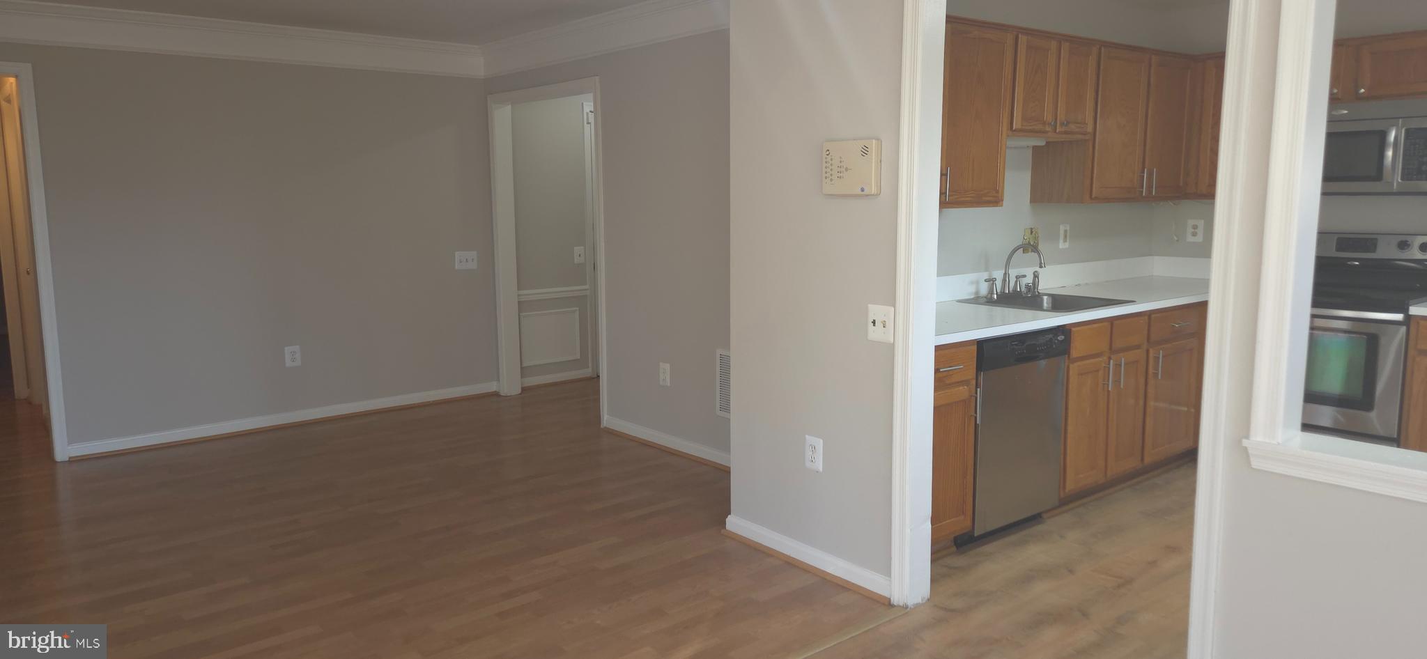 BULL RUN CONDO - Residential