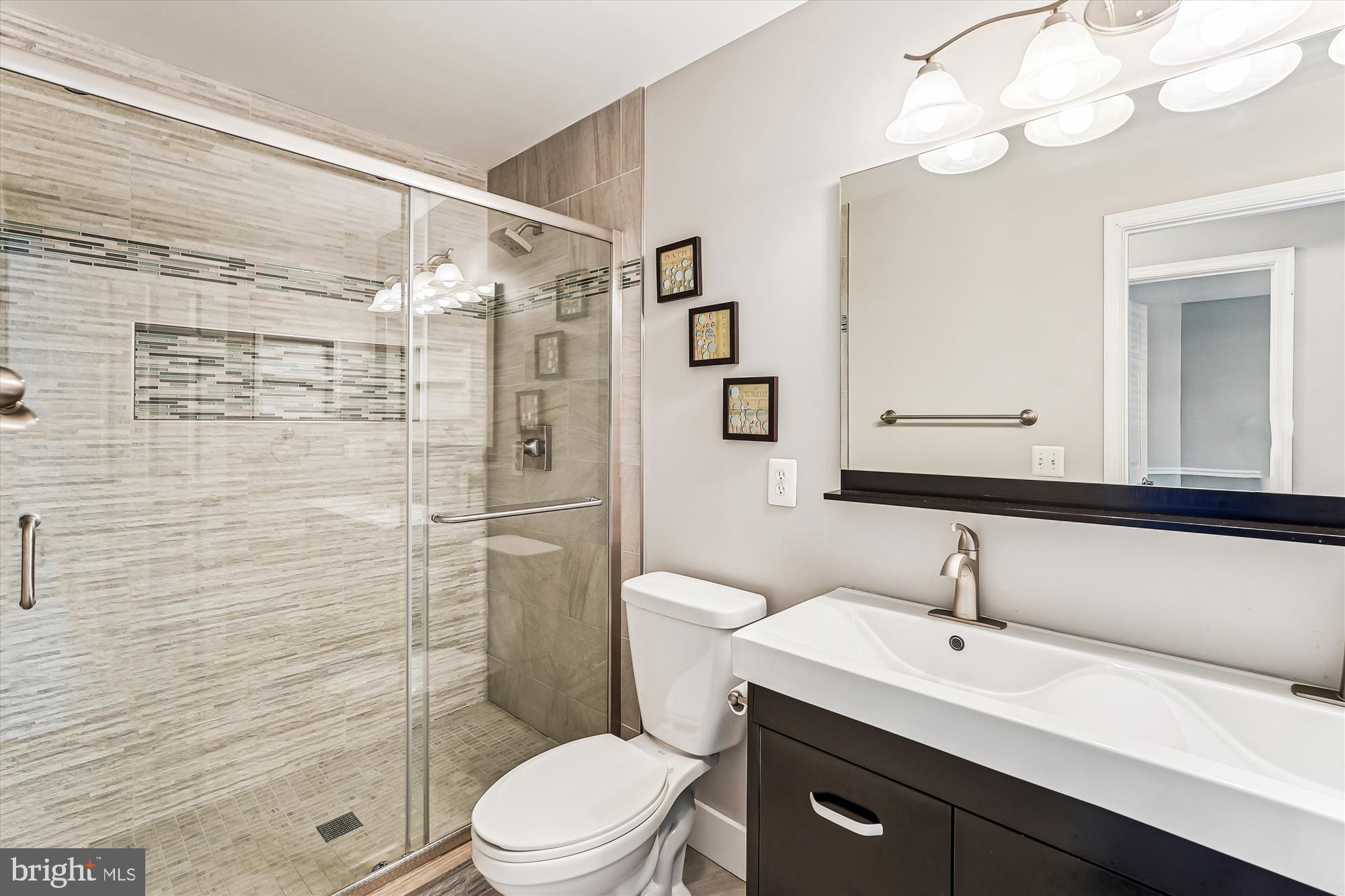 POTOMAC STATION - Residential Lease