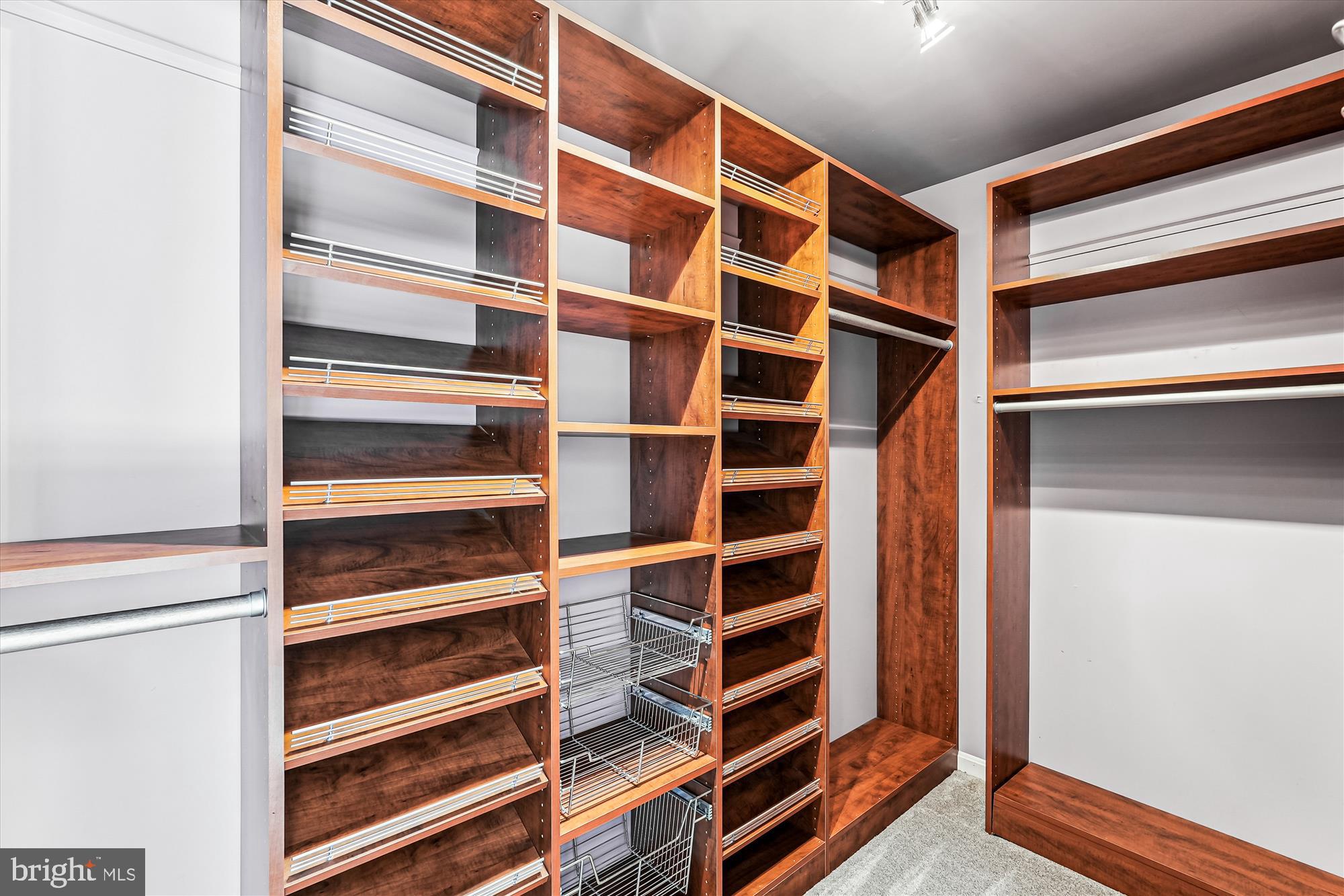 POTOMAC STATION - Residential Lease