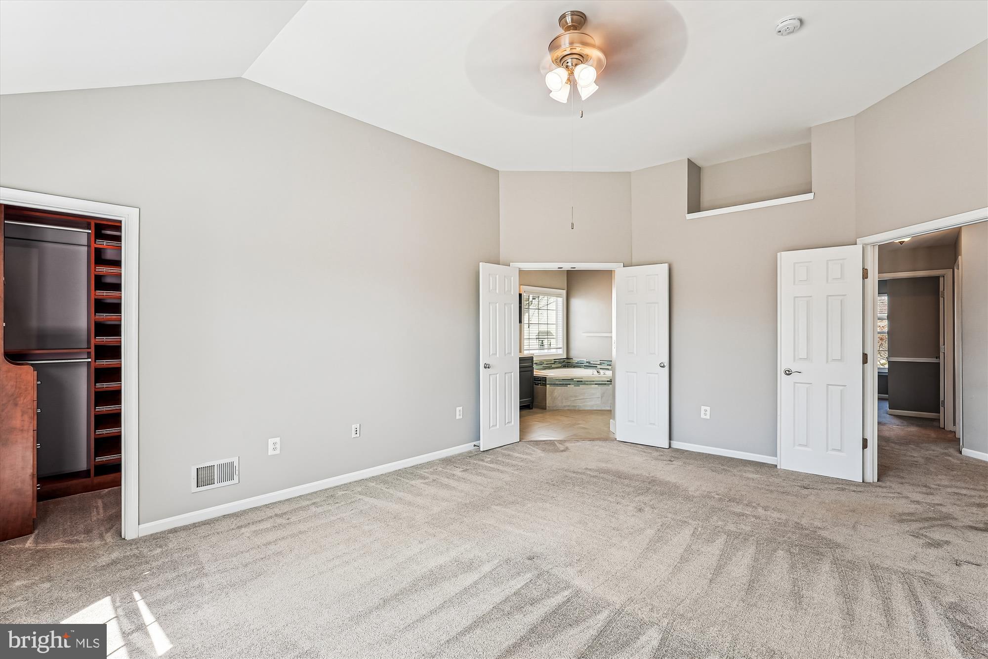 POTOMAC STATION - Residential Lease